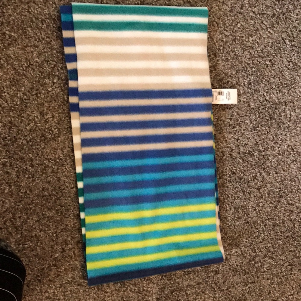 Infinity scarf